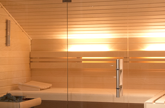 Element-Sauna mit Design-Paket